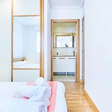 Urumea 4 - Con Parking Apartment